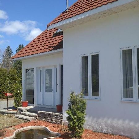 La Maison Du Village, Spa Shawinigan Eksteriør billede